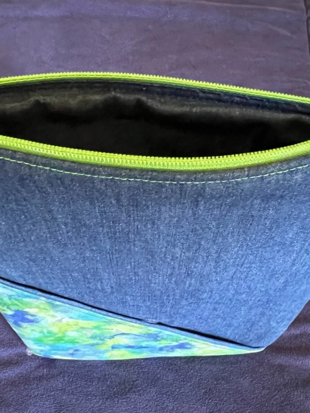 NWOT Small Padded Book Sleeve with Front Pocket: Denim eReader Zipper Pouch